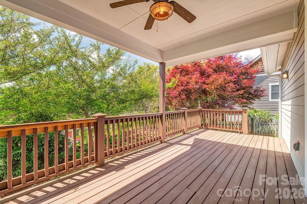 4 Olde Cottage Lane Asheville NC 28803