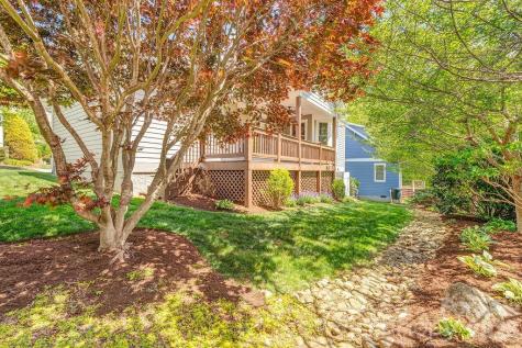 4 Olde Cottage Lane Asheville NC 28803