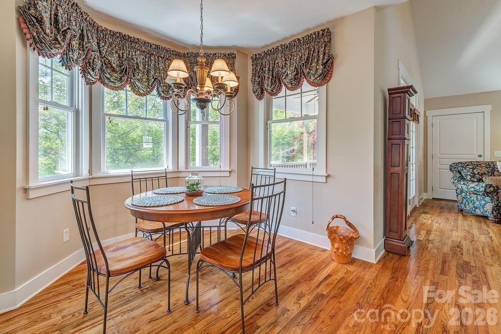4 Olde Cottage Lane Asheville NC 28803