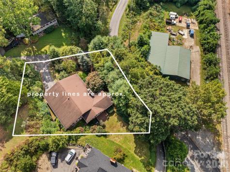 21 Gunter Drive Waynesville NC 28785