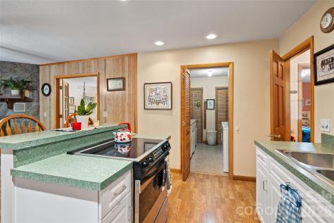 21 Gunter Drive Waynesville NC 28785