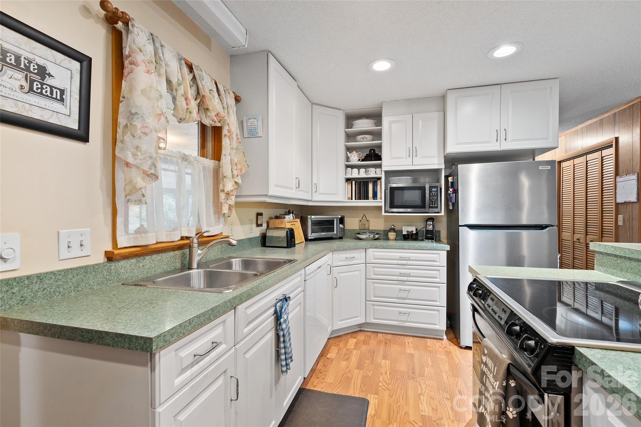 21 Gunter Drive Waynesville NC 28785