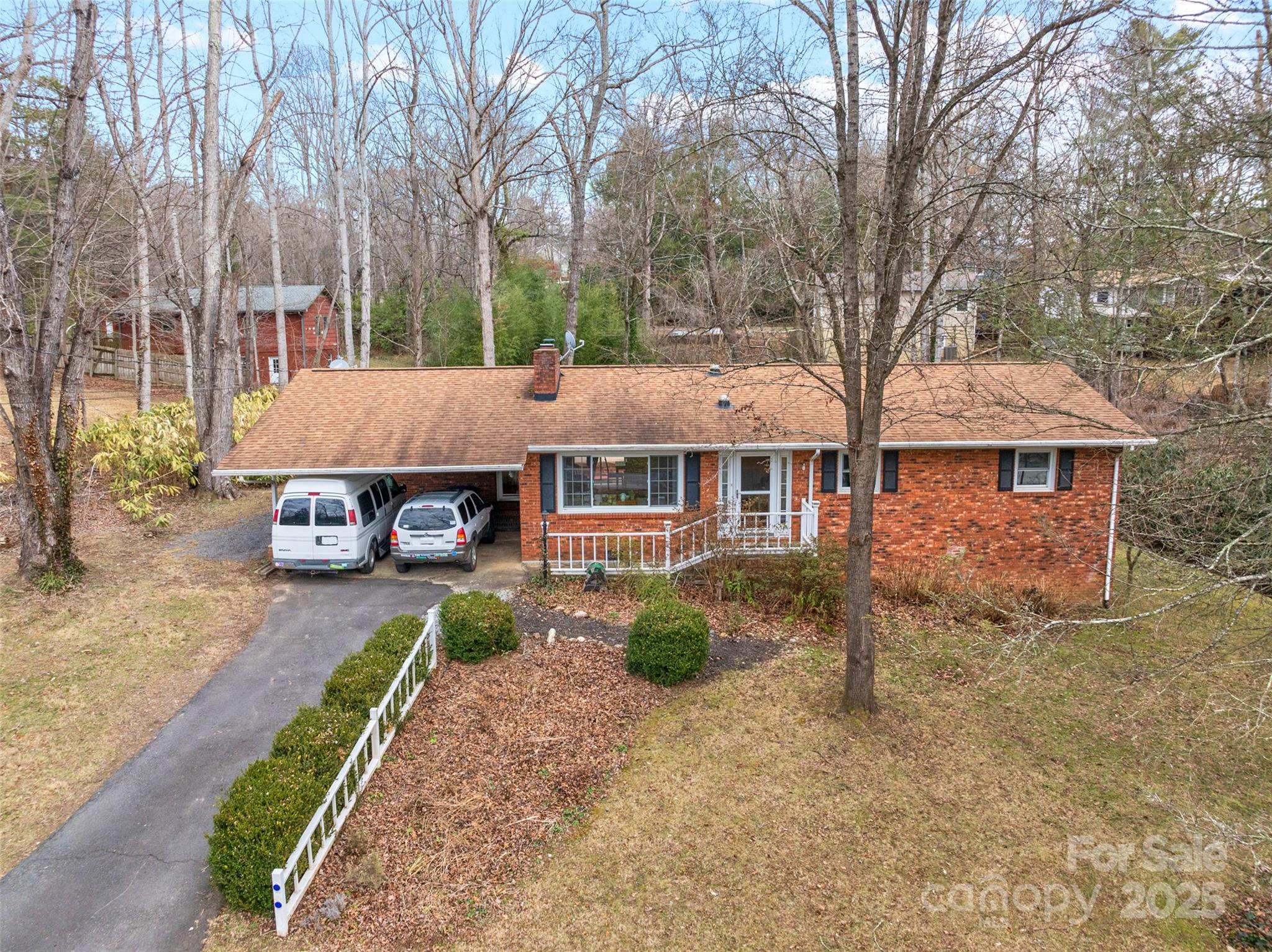 526 Azalea Avenue Black Mountain NC 28711