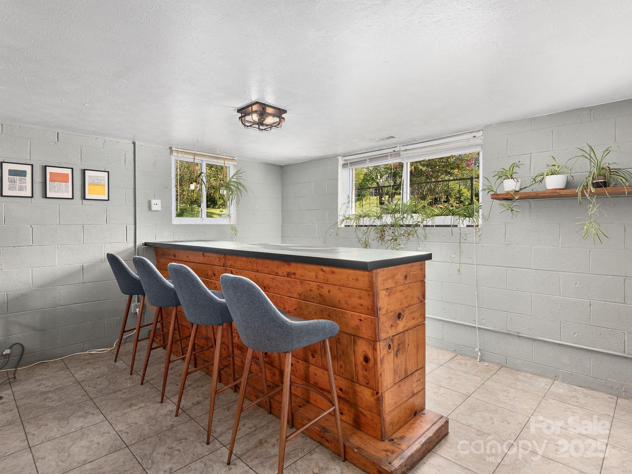 22 Waters Road Asheville NC 28805