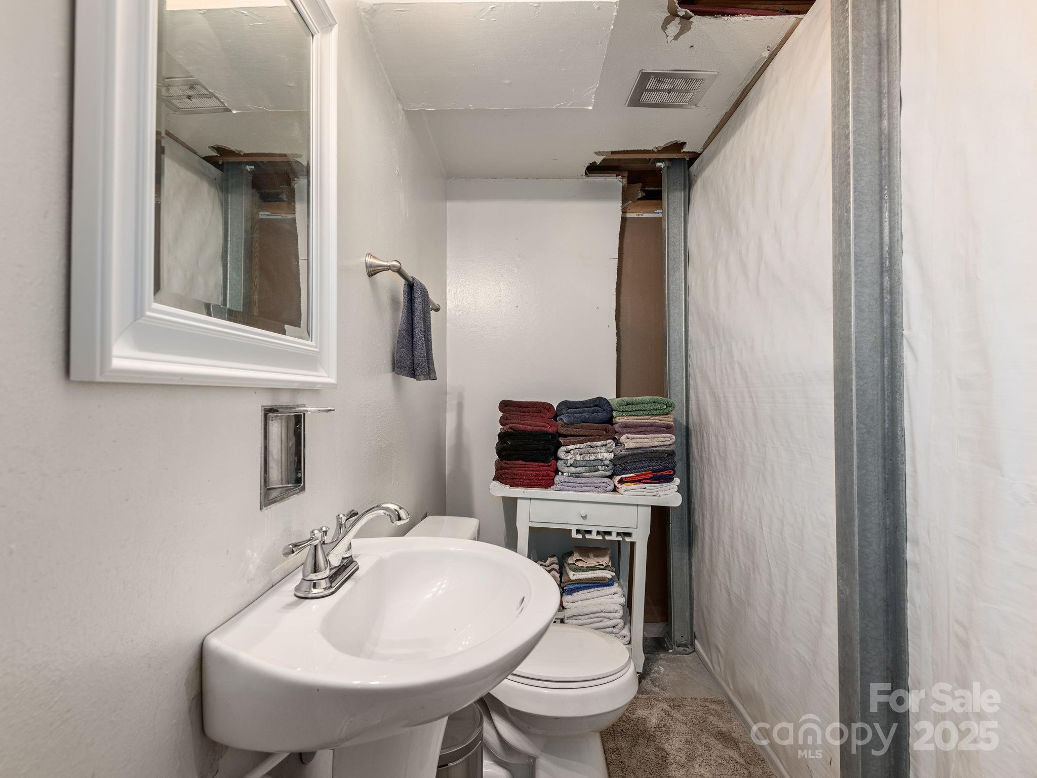 22 Waters Road Asheville NC 28805