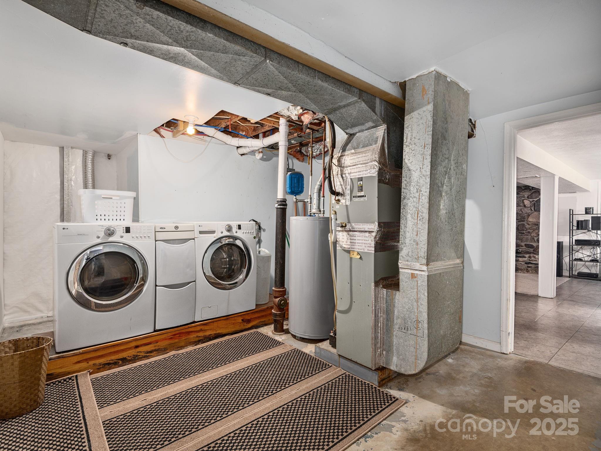 22 Waters Road Asheville NC 28805