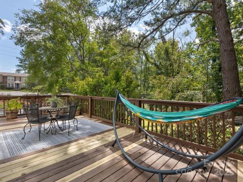 22 Waters Road Asheville NC 28805