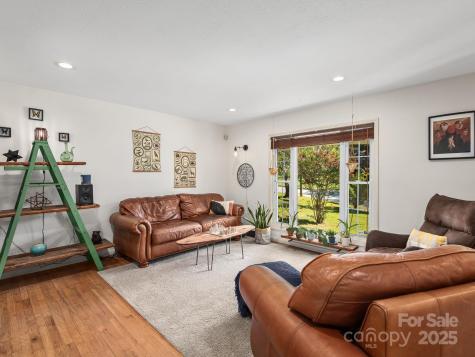 22 Waters Road Asheville NC 28805