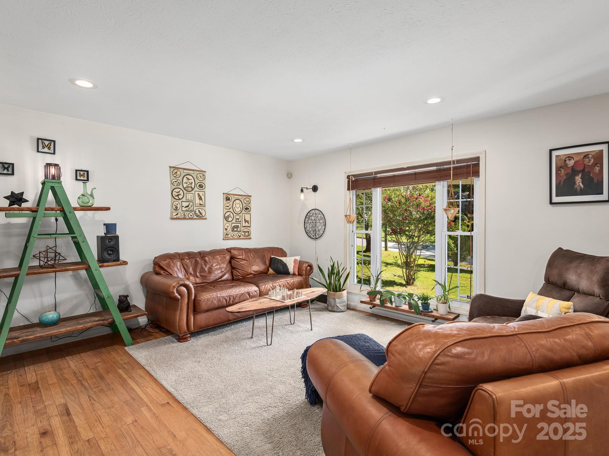 22 Waters Road Asheville NC 28805