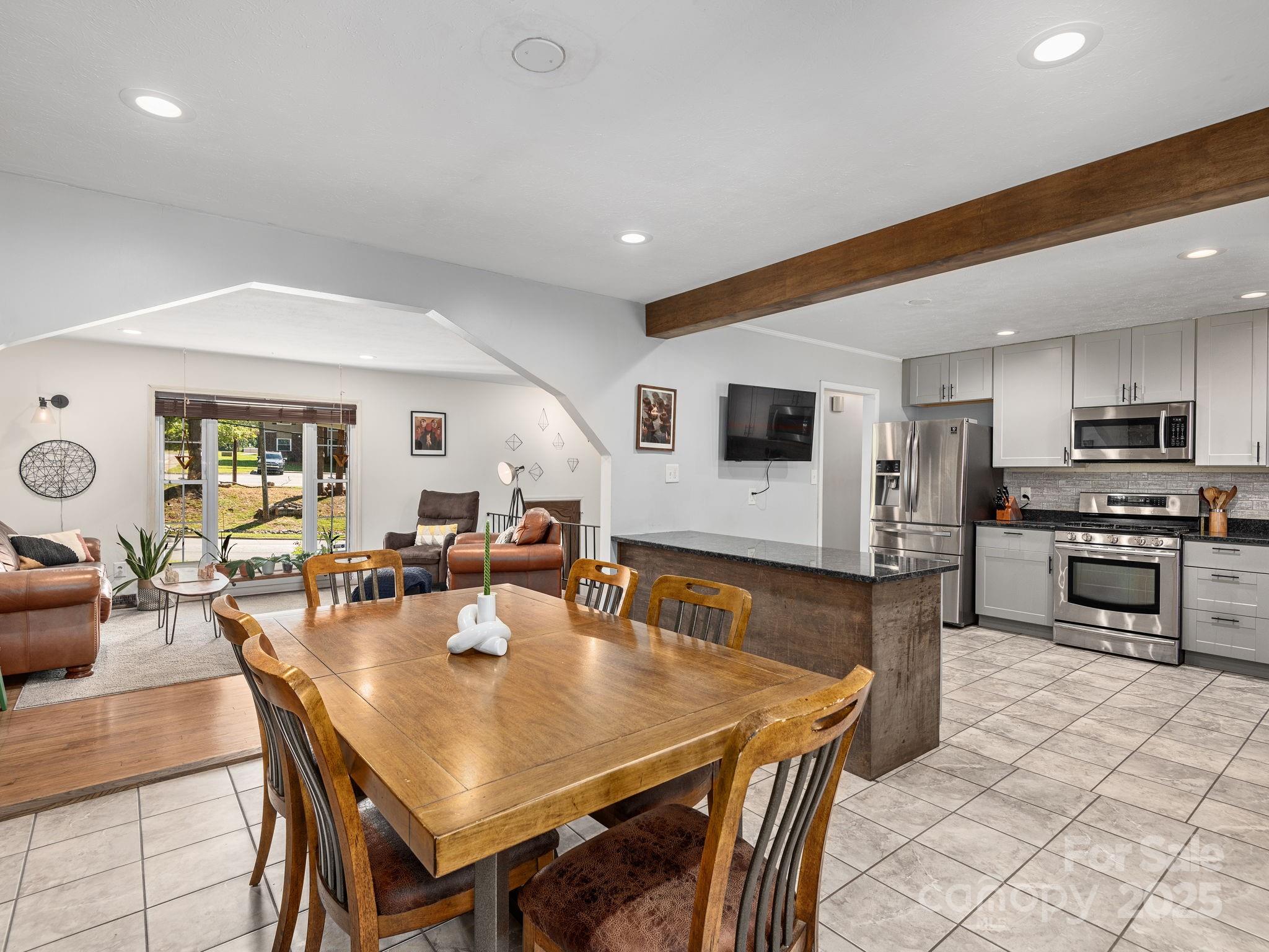 22 Waters Road Asheville NC 28805