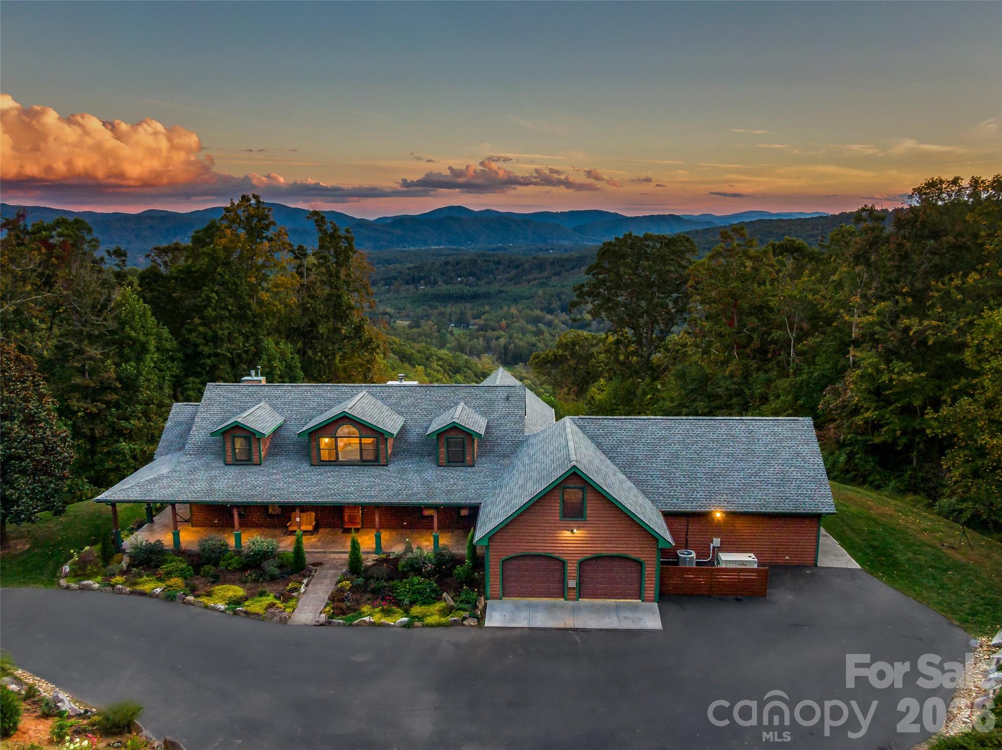 91 Great Oak Lane Fairview NC 28730