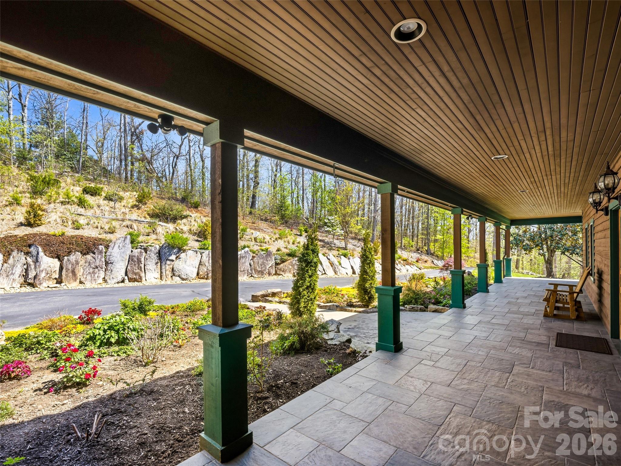 91 Great Oak Lane Fairview NC 28730