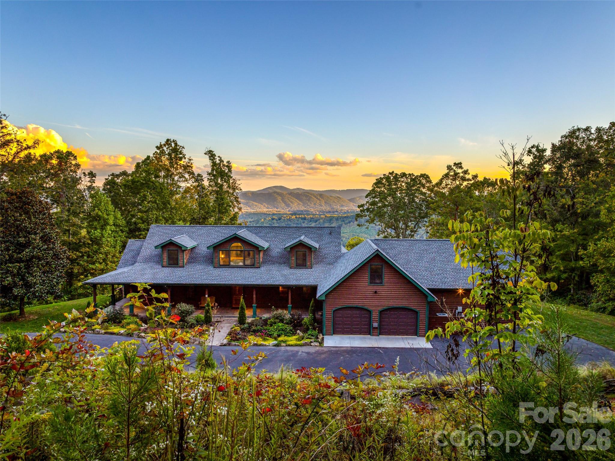 91 Great Oak Lane Fairview NC 28730