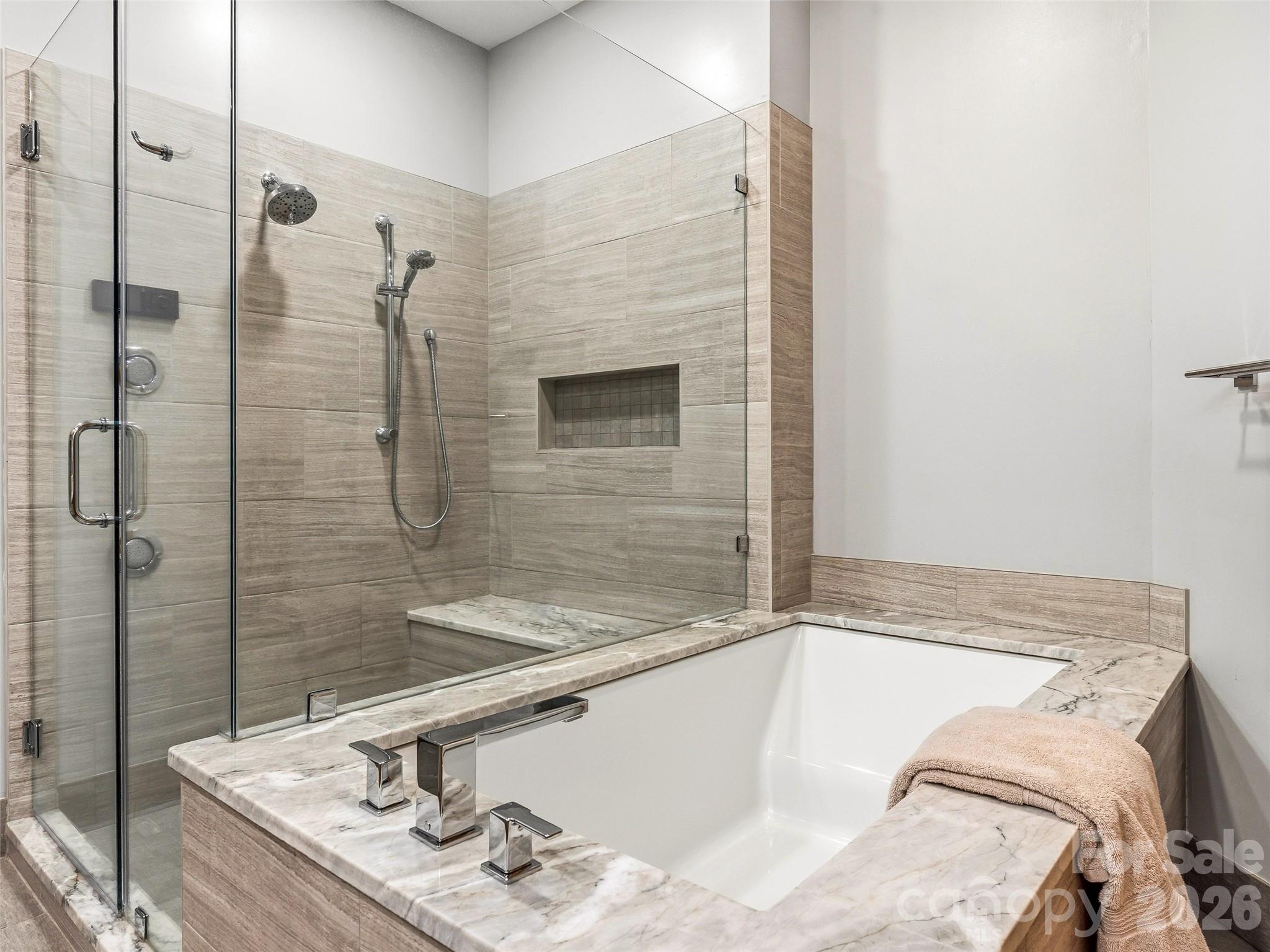 91 Great Oak Lane Fairview NC 28730