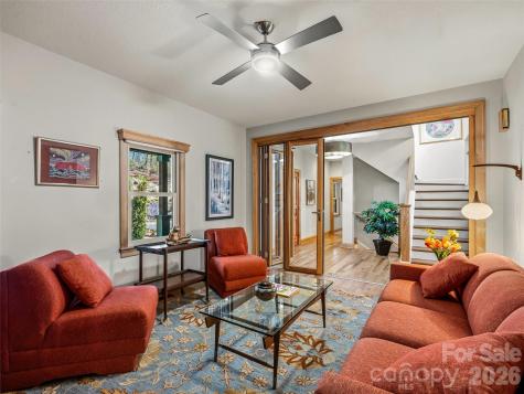91 Great Oak Lane Fairview NC 28730
