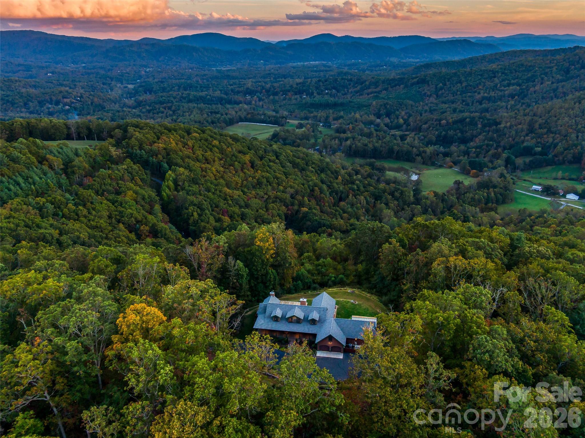 91 Great Oak Lane Fairview NC 28730