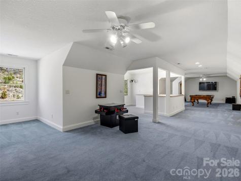 91 Great Oak Lane Fairview NC 28730