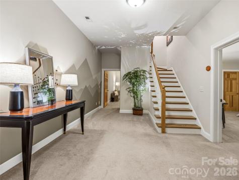 91 Great Oak Lane Fairview NC 28730