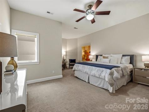 91 Great Oak Lane Fairview NC 28730