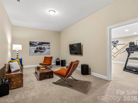 91 Great Oak Lane Fairview NC 28730
