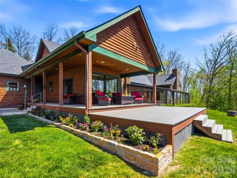 91 Great Oak Lane Fairview NC 28730