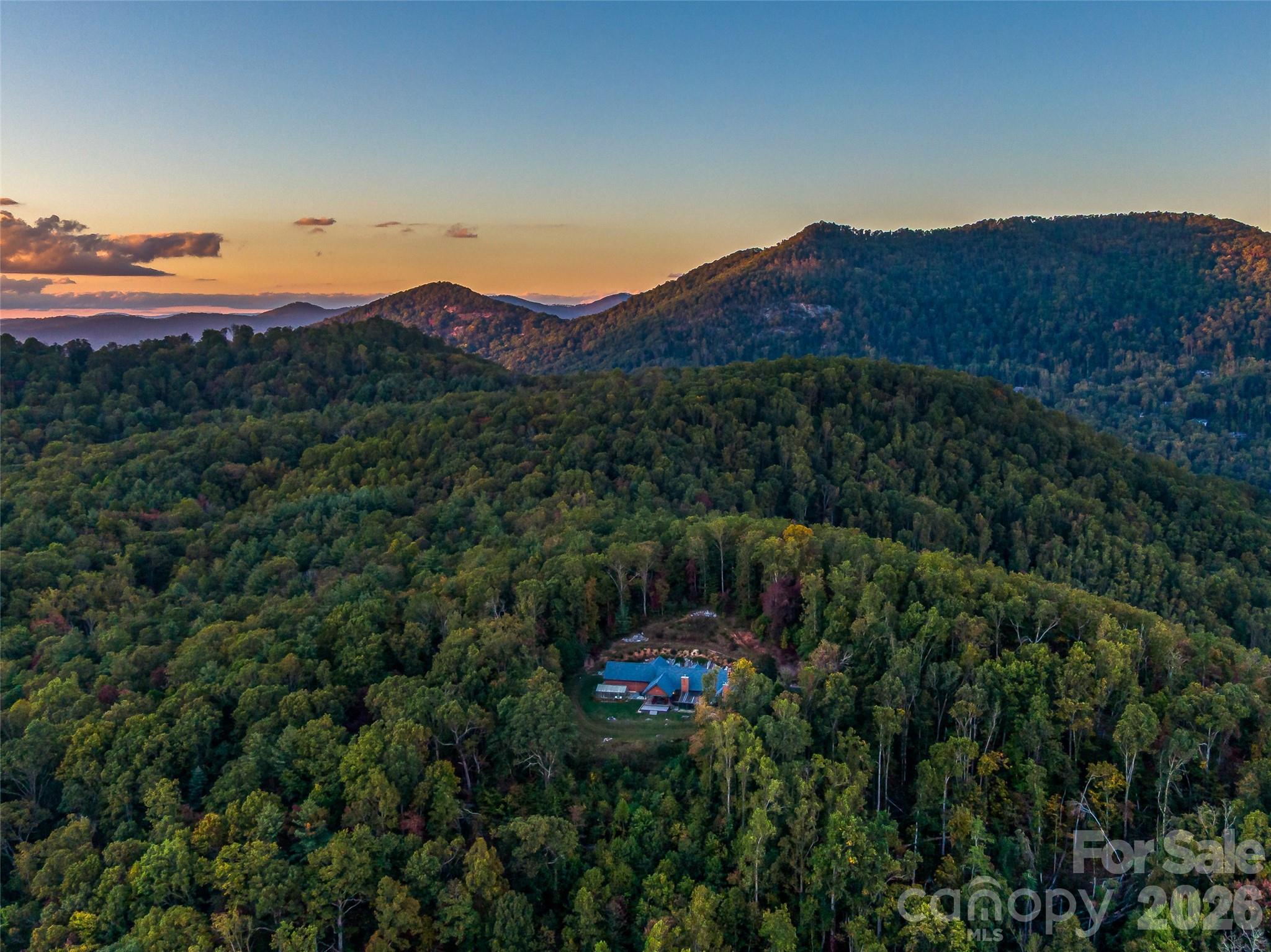 91 Great Oak Lane Fairview NC 28730