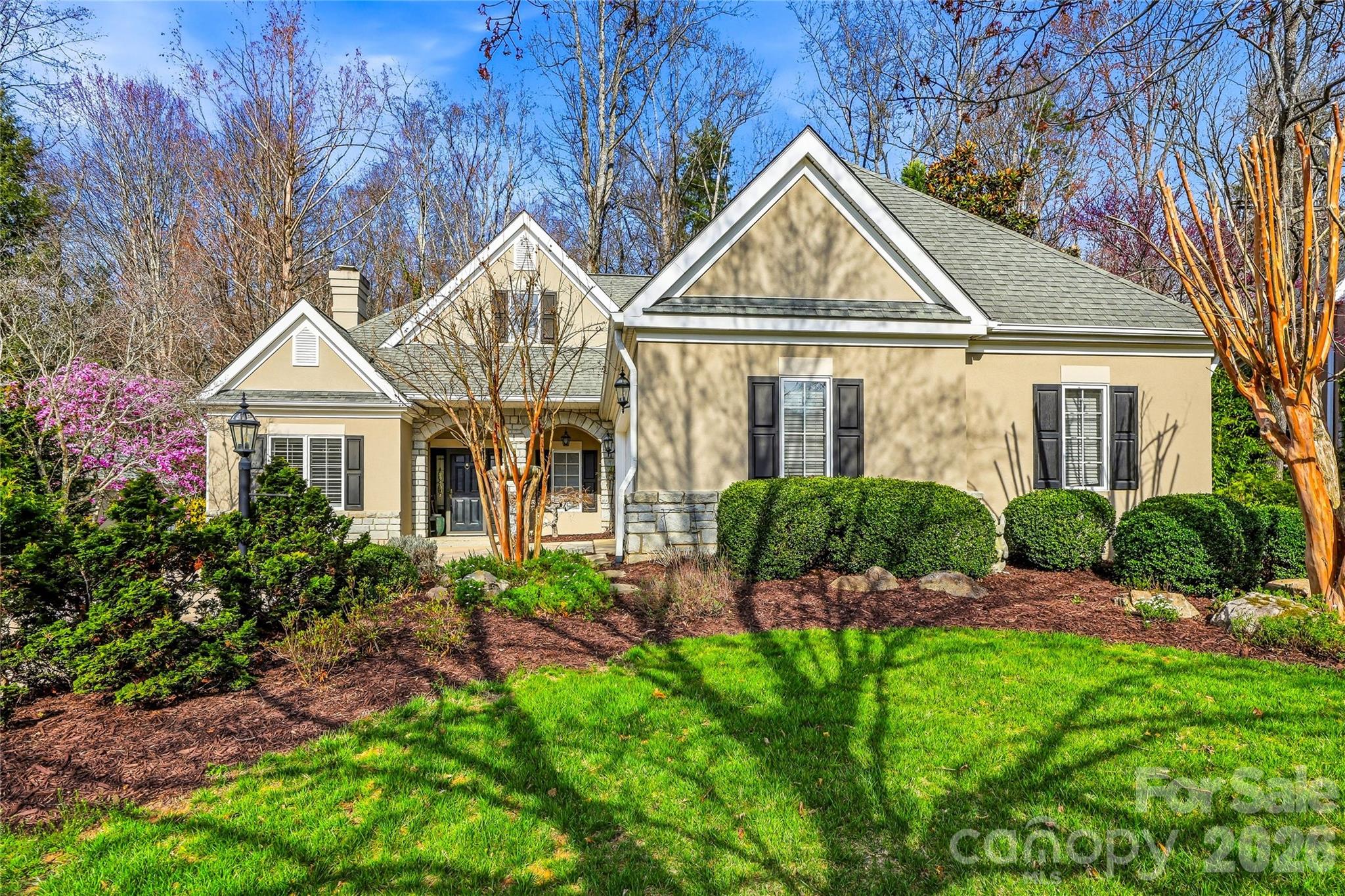 Asheville NC, 27 Clovelly Way