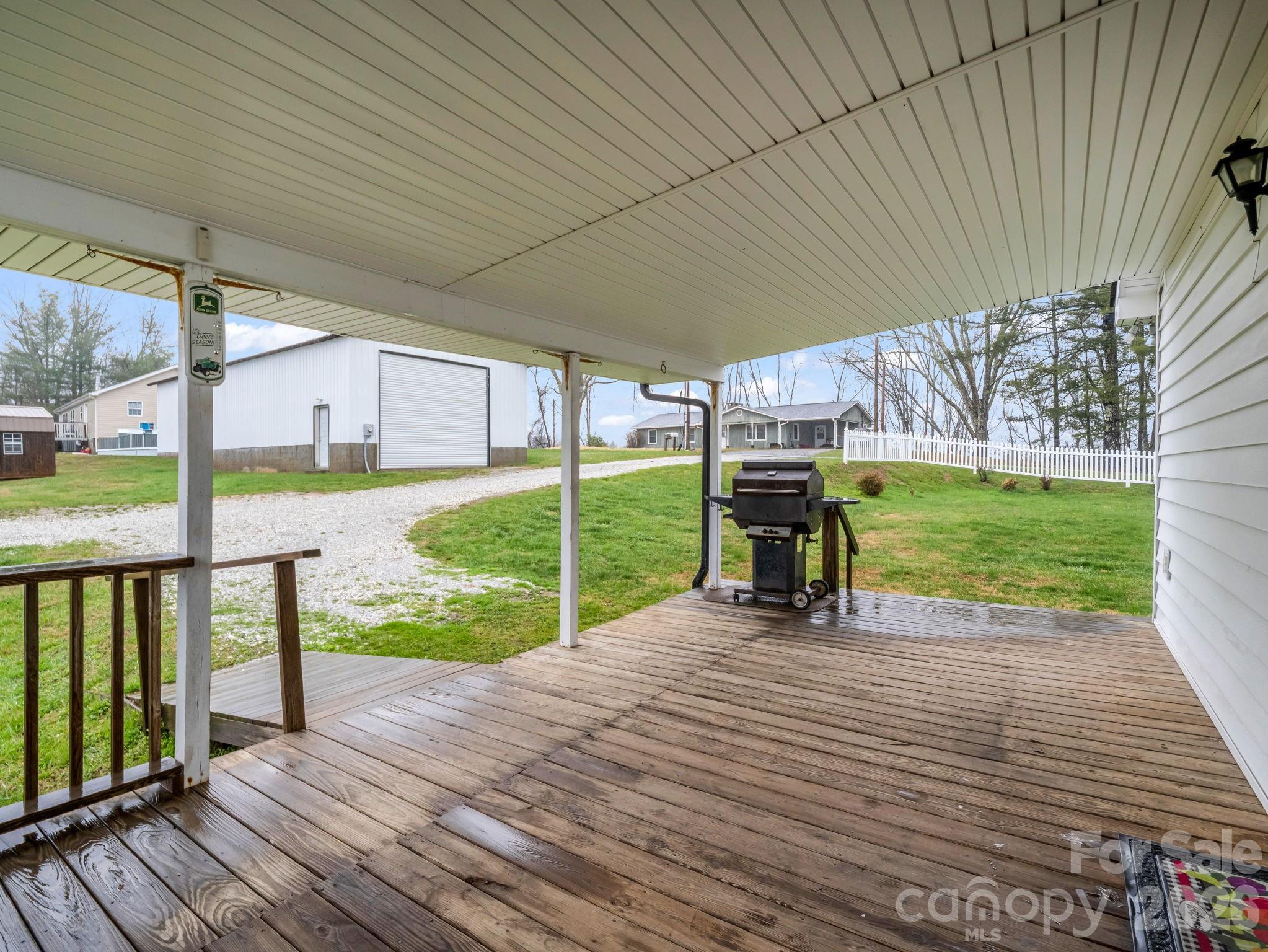 1086 Carters Ridge Road Spruce Pine NC 28777