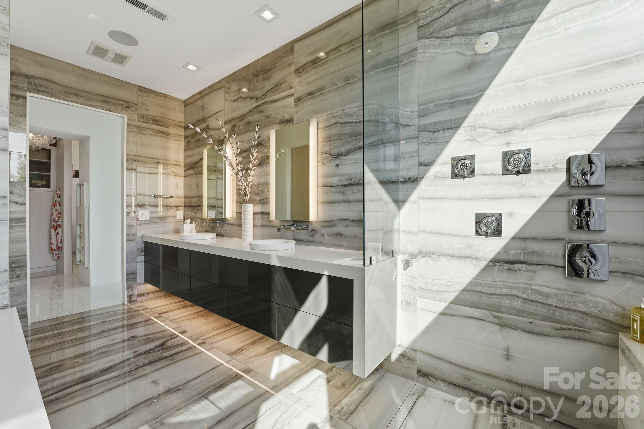 304 Frazier Avenue Charlotte NC 28216