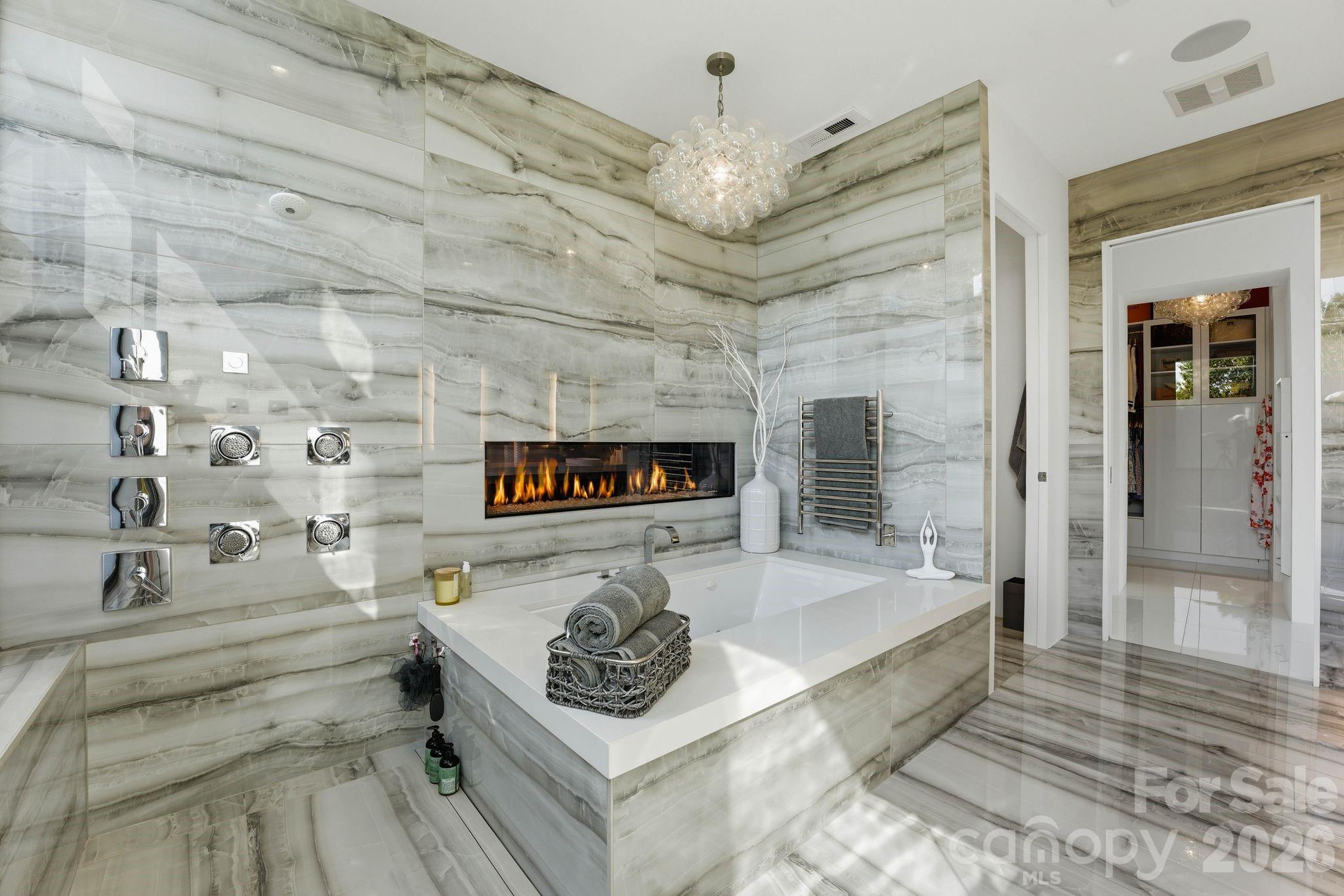 304 Frazier Avenue Charlotte NC 28216