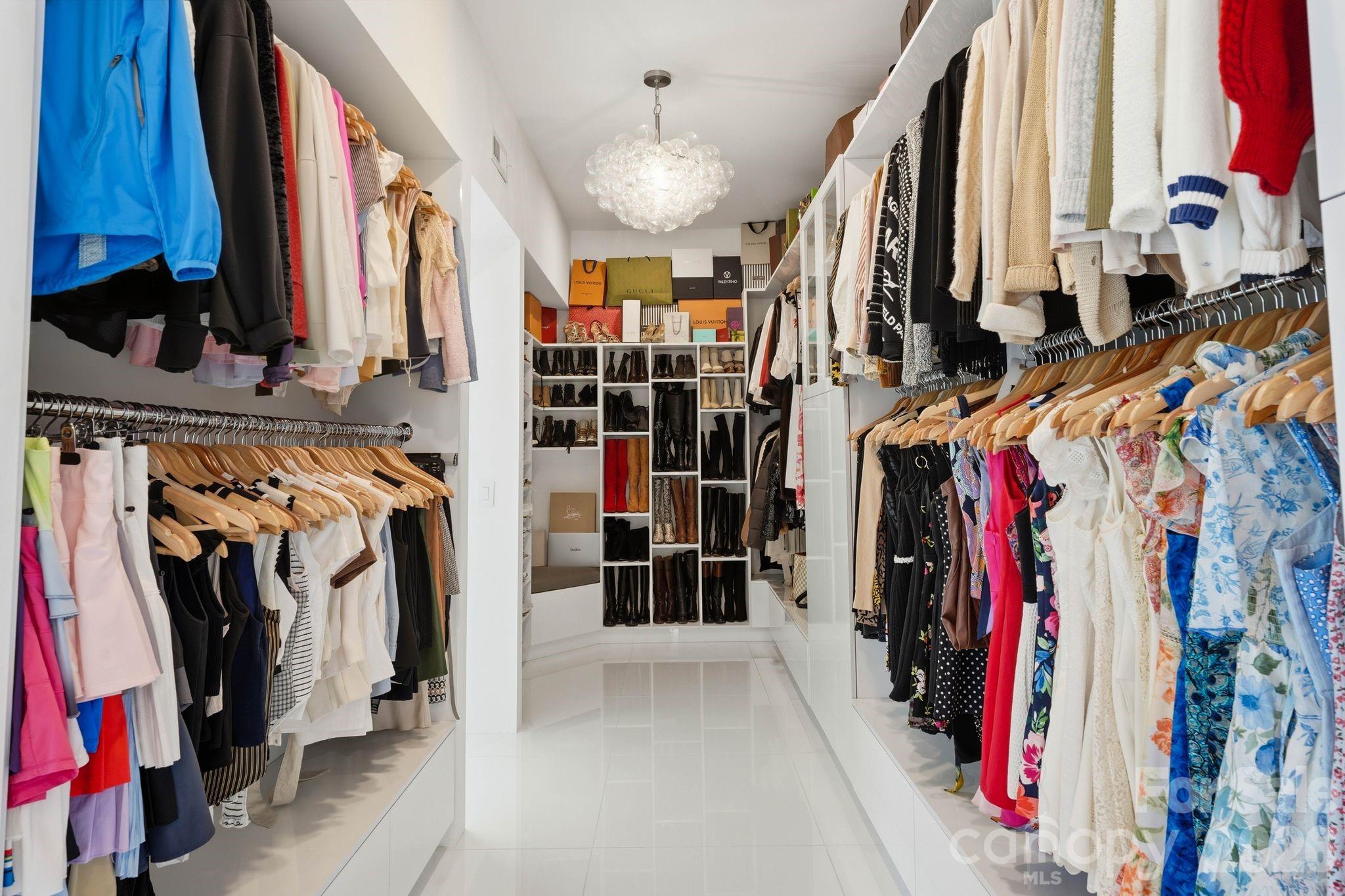304 Frazier Avenue Charlotte NC 28216