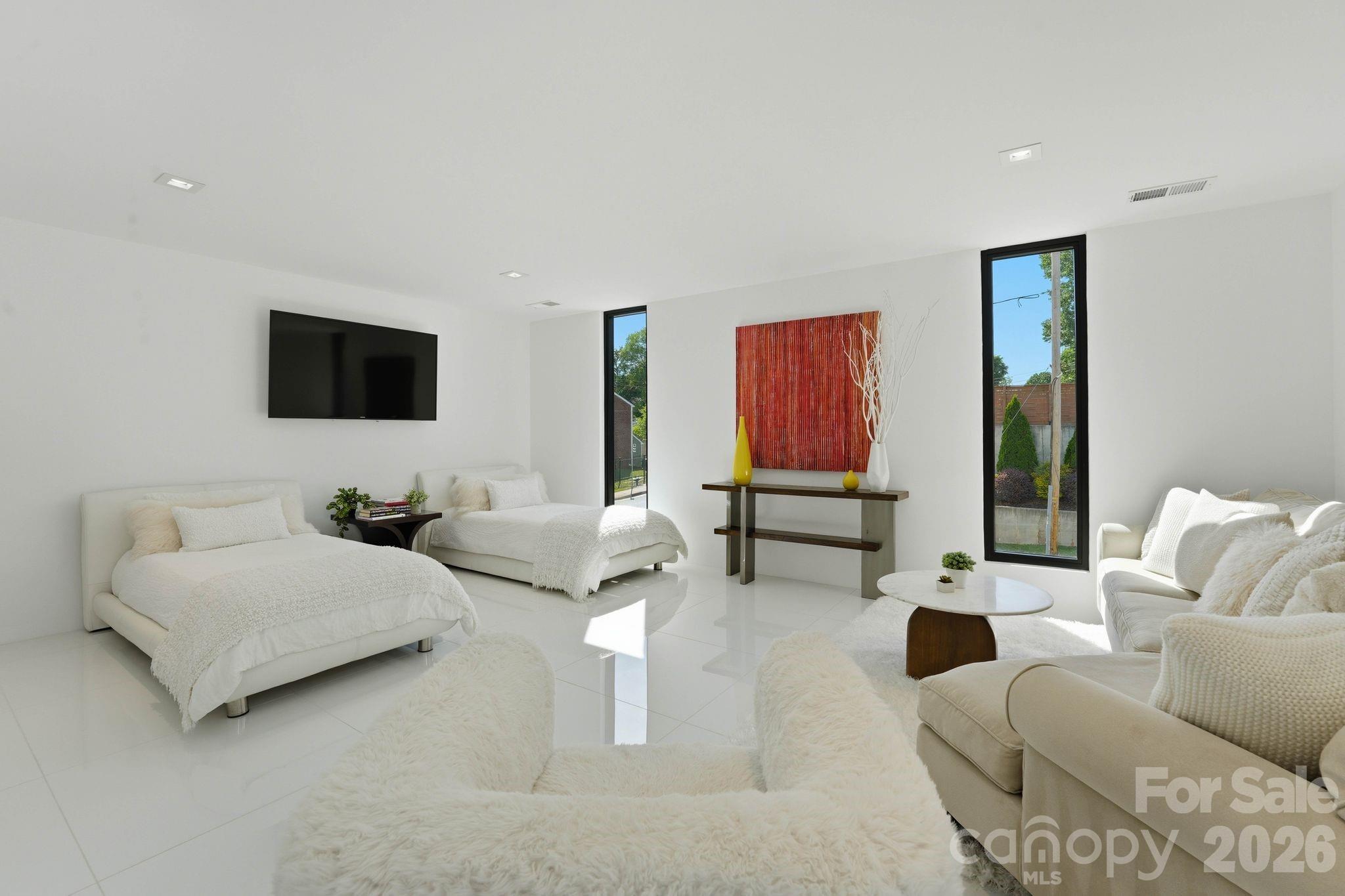 304 Frazier Avenue Charlotte NC 28216