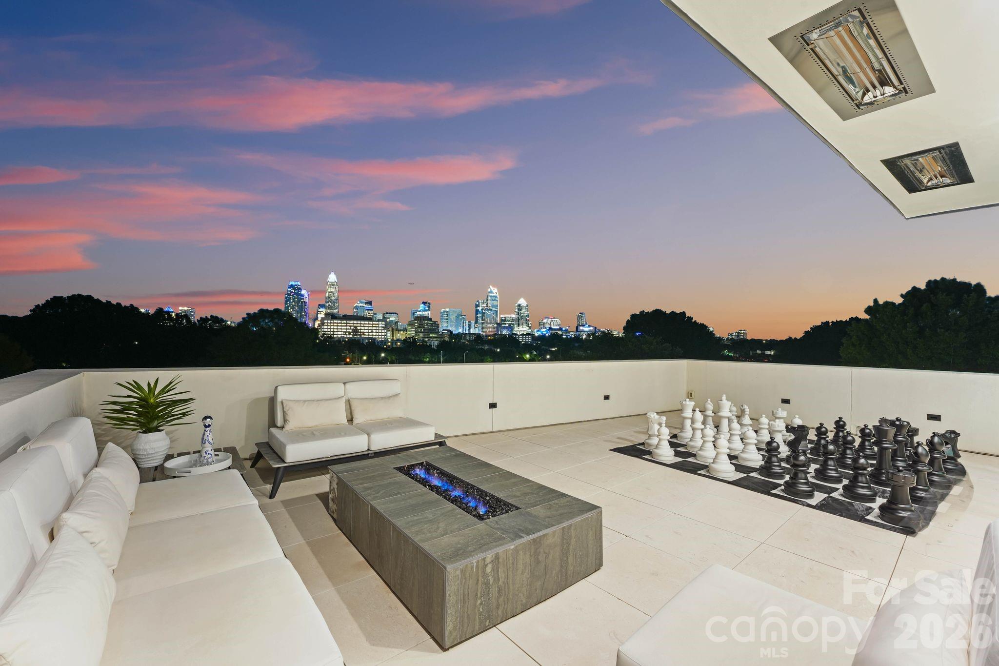 304 Frazier Avenue Charlotte NC 28216