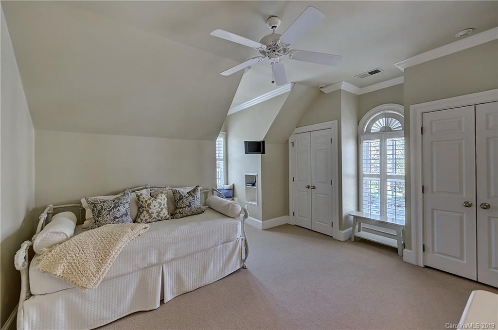 2922 Heathmoor Lane Charlotte NC 28211