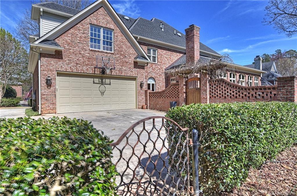 2922 Heathmoor Lane Charlotte NC 28211