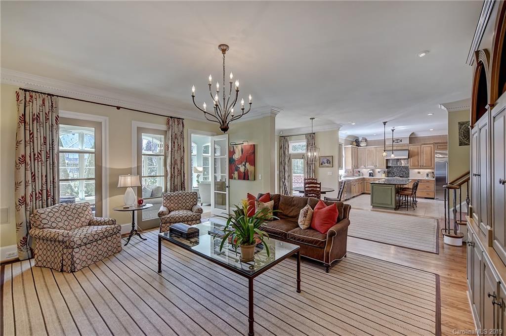 2922 Heathmoor Lane Charlotte NC 28211