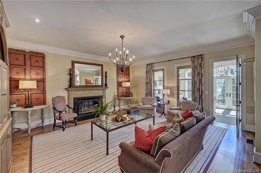 2922 Heathmoor Lane Charlotte NC 28211