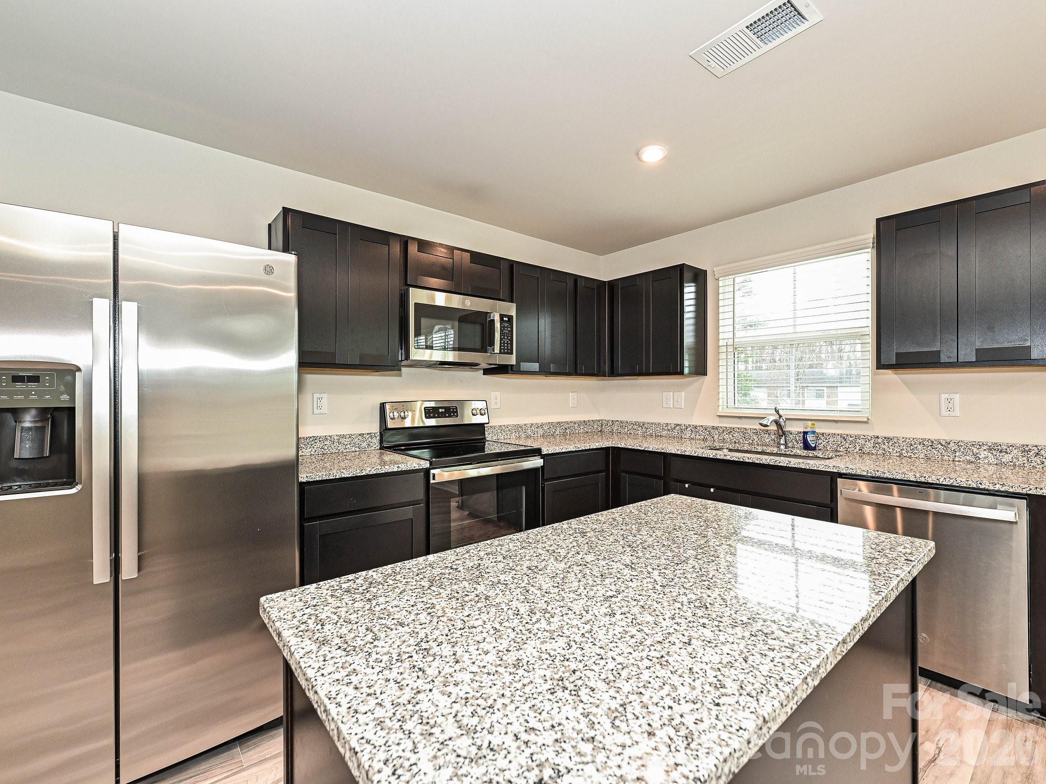 2037 Langer Street Charlotte NC 28214