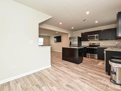 2037 Langer Street Charlotte NC 28214