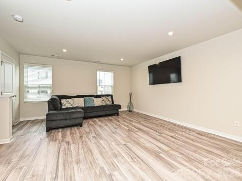 2037 Langer Street Charlotte NC 28214