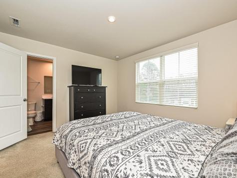 2037 Langer Street Charlotte NC 28214