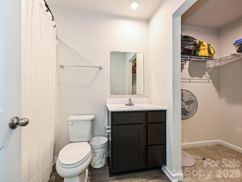 2037 Langer Street Charlotte NC 28214