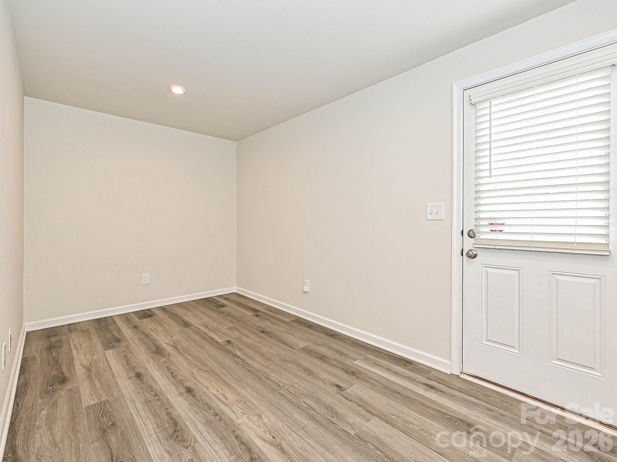 2037 Langer Street Charlotte NC 28214