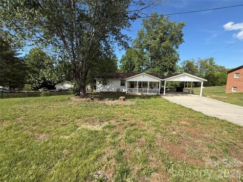 3678 Vantage Heights Circle Lenoir NC 28645