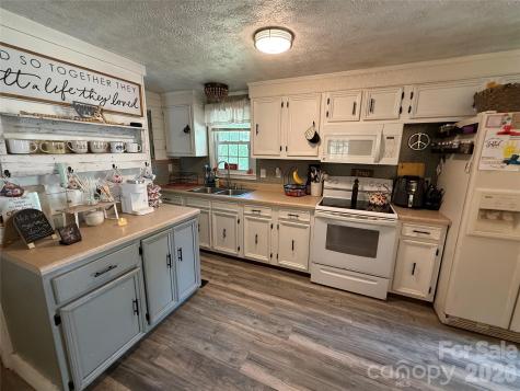 3678 Vantage Heights Circle Lenoir NC 28645