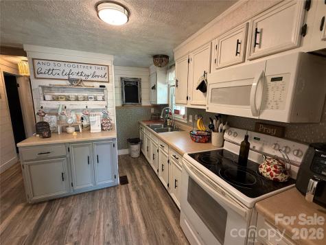 3678 Vantage Heights Circle Lenoir NC 28645