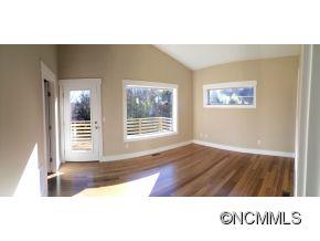 46 Piercy Street Asheville NC 28806