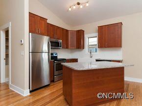 46 Piercy Street Asheville NC 28806