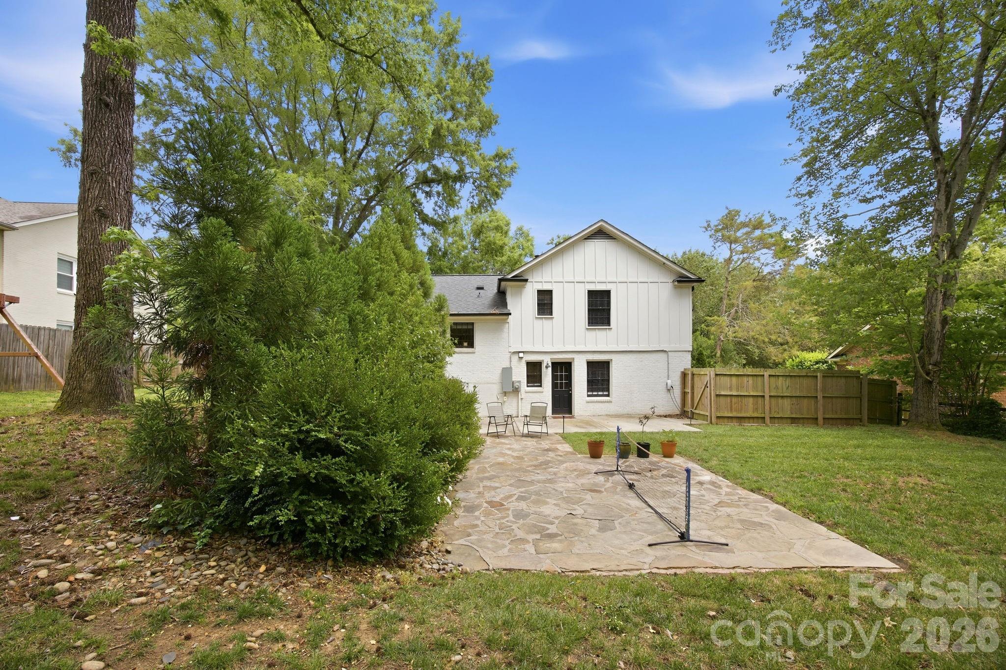 1325 Braeburn Road Charlotte NC 28211