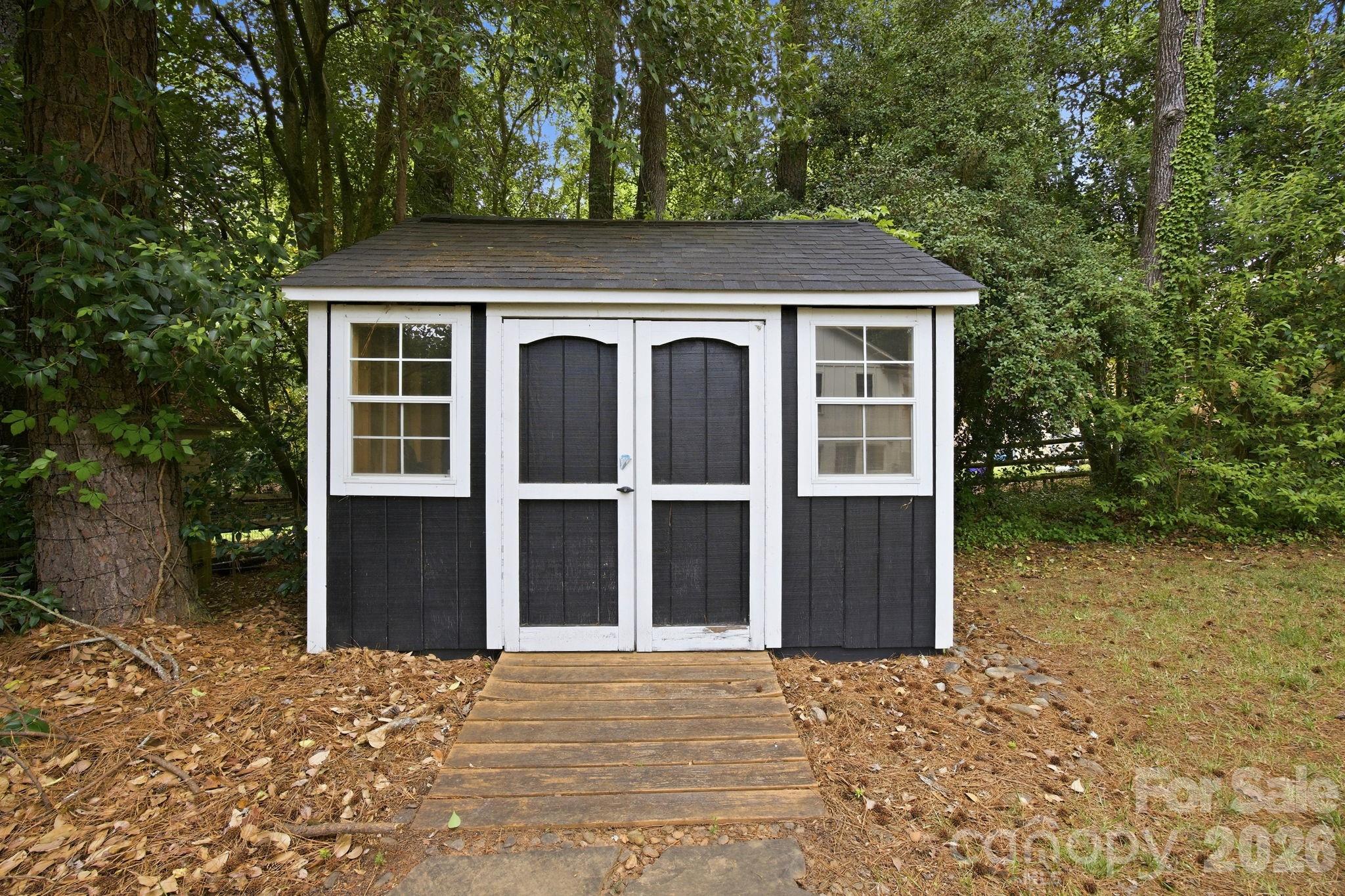 1325 Braeburn Road Charlotte NC 28211